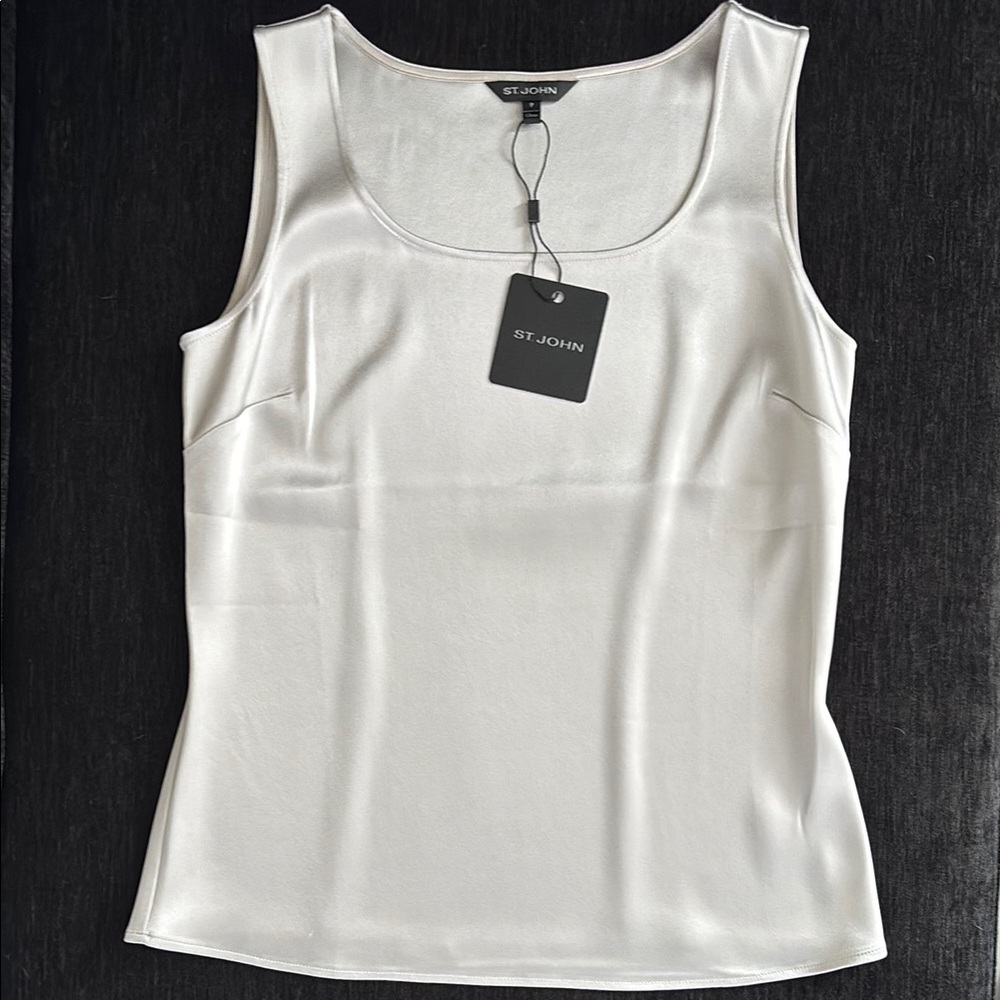 St. John Silver Fitted Tank Top with Scoop Neck